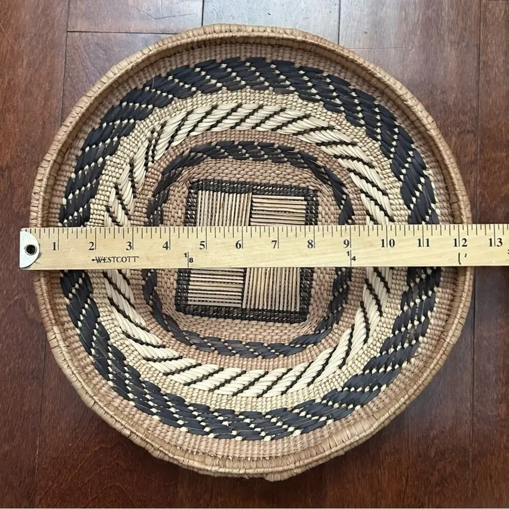 Binga Basket Tonga Zimbabwe Handwoven Decorative Basket in Tan and Brown